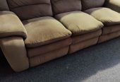 LAZYB BOY SOFA 6-SEATER 4- RECLINERS