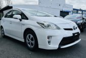 2014 Toyota Prius 18cc,New Shape,Low Kms, Rebate!!!