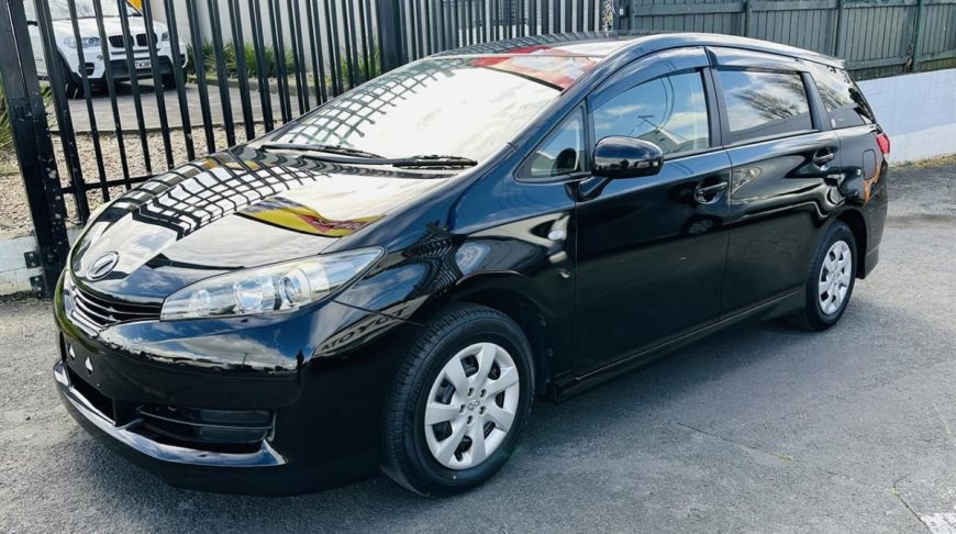 2012 Toyota Wish 1.8L 7 Seater Dark Int. Hot Black