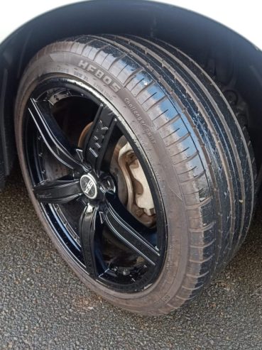 2015 Mazda Axela 18″ Black Rims