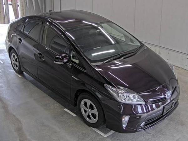 2015 Toyota prius 18cc,New Shape,Low Kms, Rebate!!!