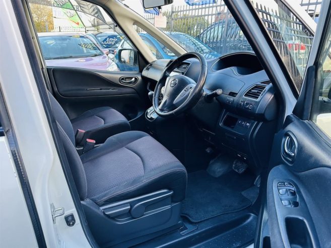 2012 Nissan Serena 20X,8 Seater Seater,Cruise Control.