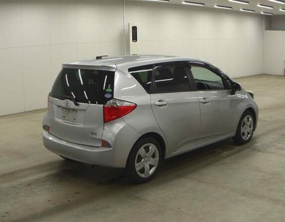 2012 Toyota Ractis G Smart Stop Selection