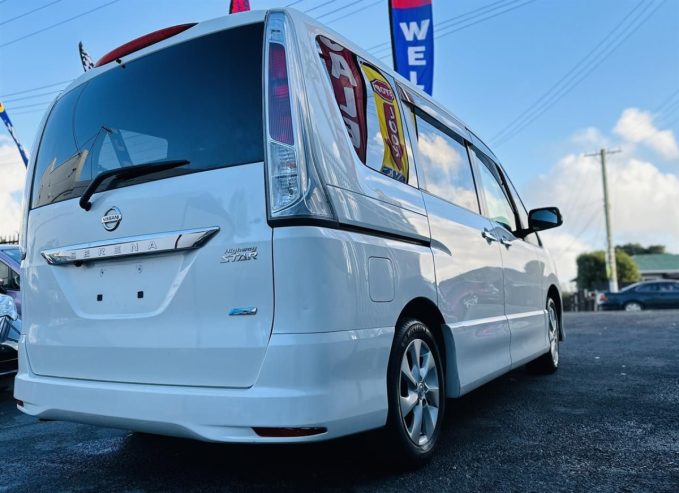 2012 Nissan Serena 20X,8 Seater Seater,Cruise Control.