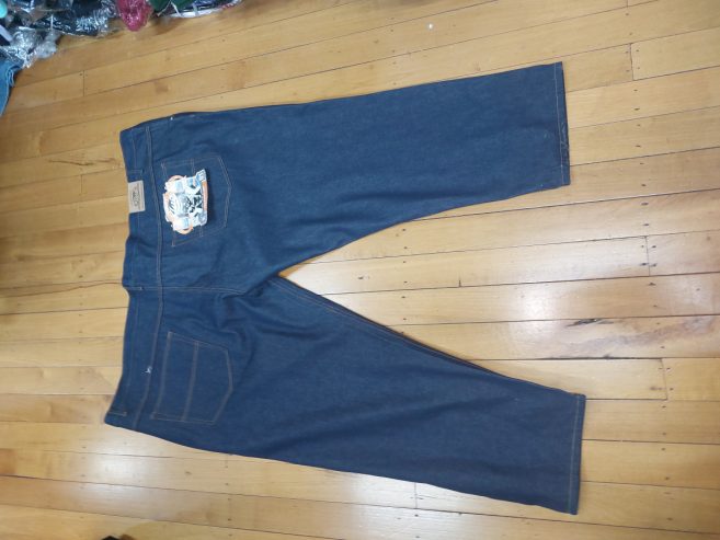 Super-sized Jean’s upto 180cm