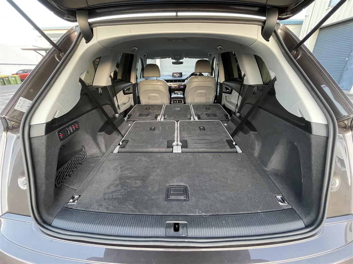 2015 Audi Q7 TDI QUATTRO New Shape Low KMs