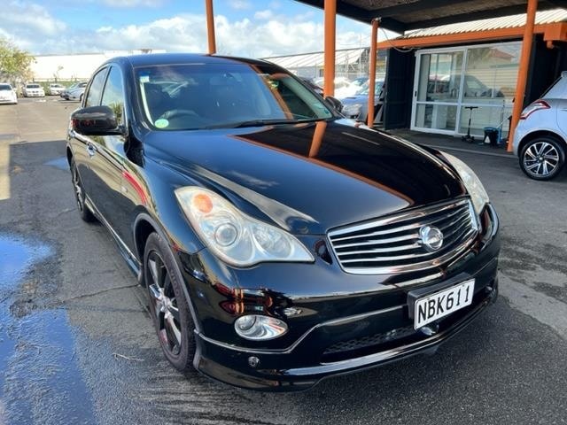 🚘 2011 Nissan Skyline 370 GT🚘