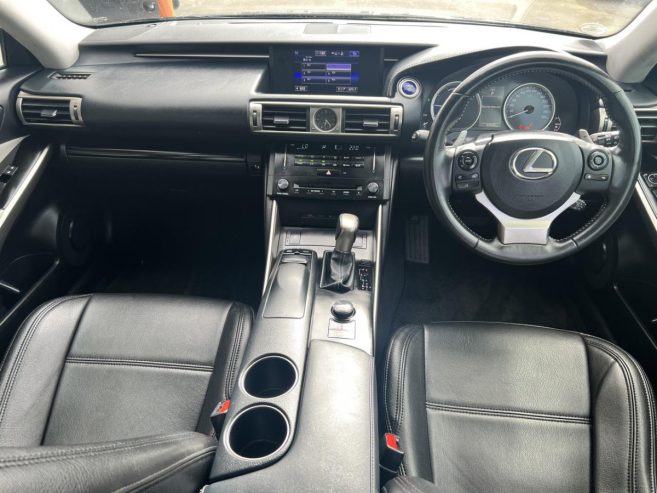 2013 Lexus IS 300H