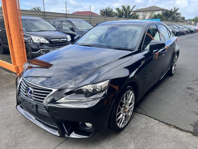 2013 Lexus IS 300H