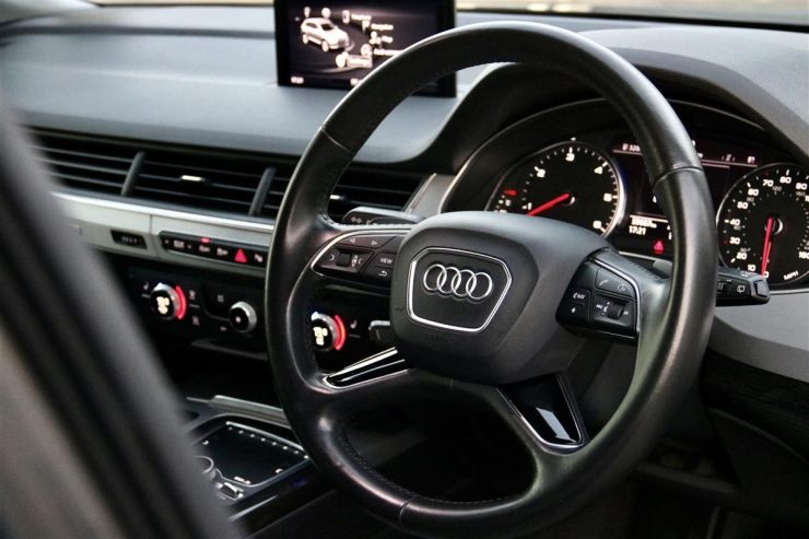 2015 Audi Q7 TDI QUATTRO New Shape Low KMs