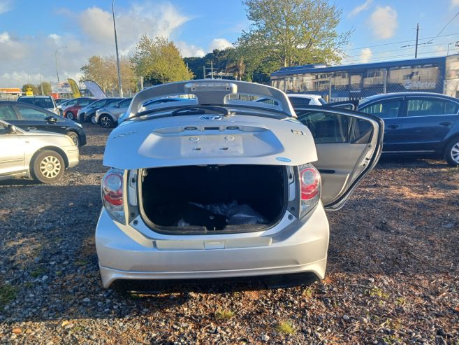 Toyota prius 2013 nz new