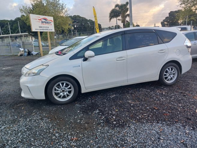 Toyota prius 2013 nz new