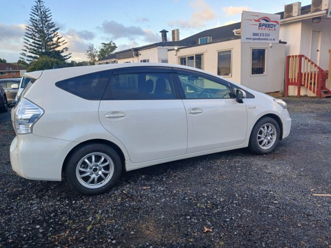 Toyota prius 2013 nz new