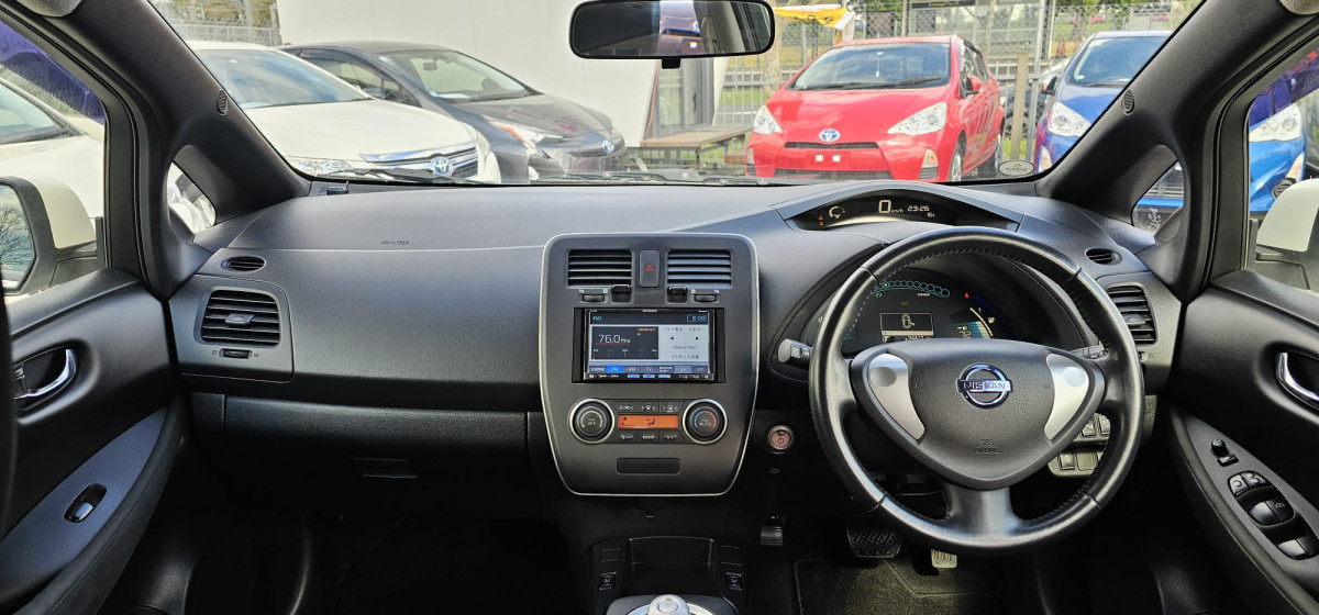 2015 Nissan Leaf Hatchback Automatic