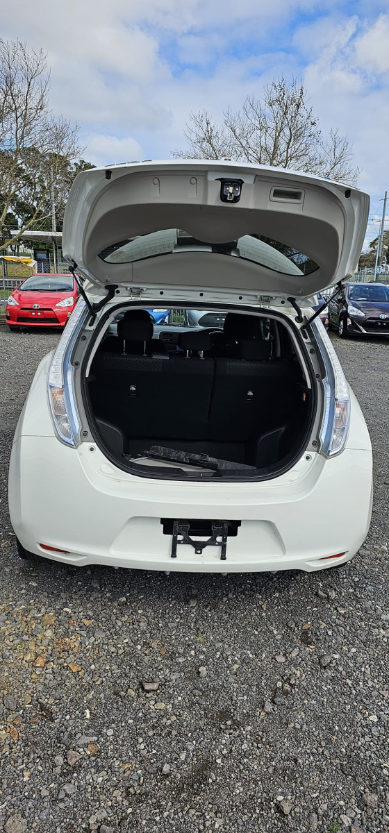 2015 Nissan Leaf Hatchback Automatic
