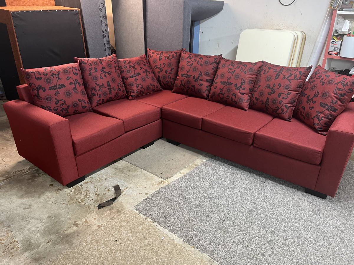 SOFAS CORNER 5 SEATER NZ MADE