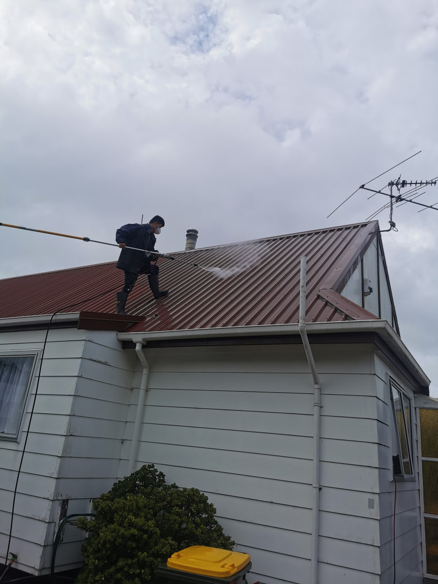 屋顶喷漆和室内室外油漆 roofing& painting
