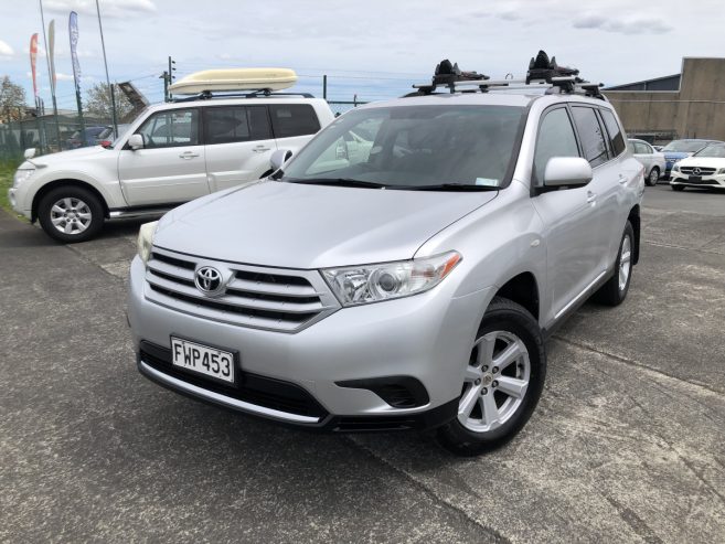 2011 Toyota Highlander 3.5P 4WD 7 Seats