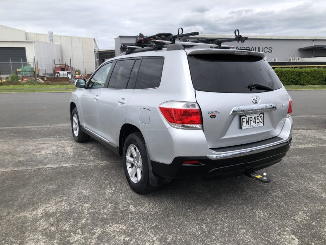 2011 Toyota Highlander 3.5P 4WD 7 Seats