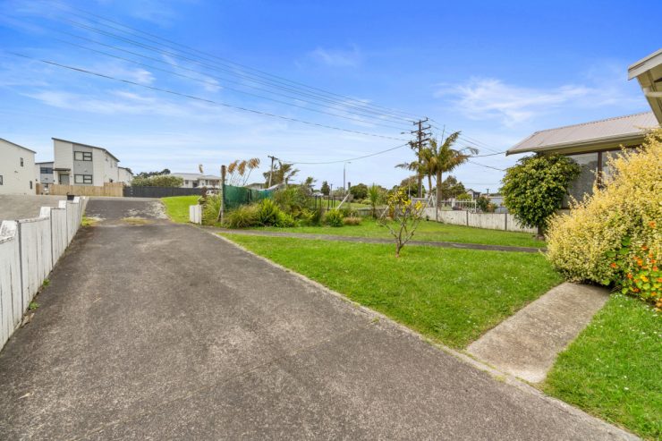 95 Triangle Road Massey Auckland