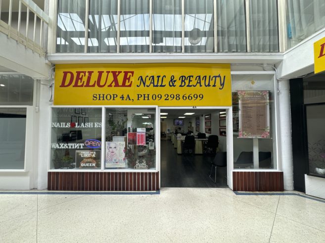 Deluxe Nail & Beauty