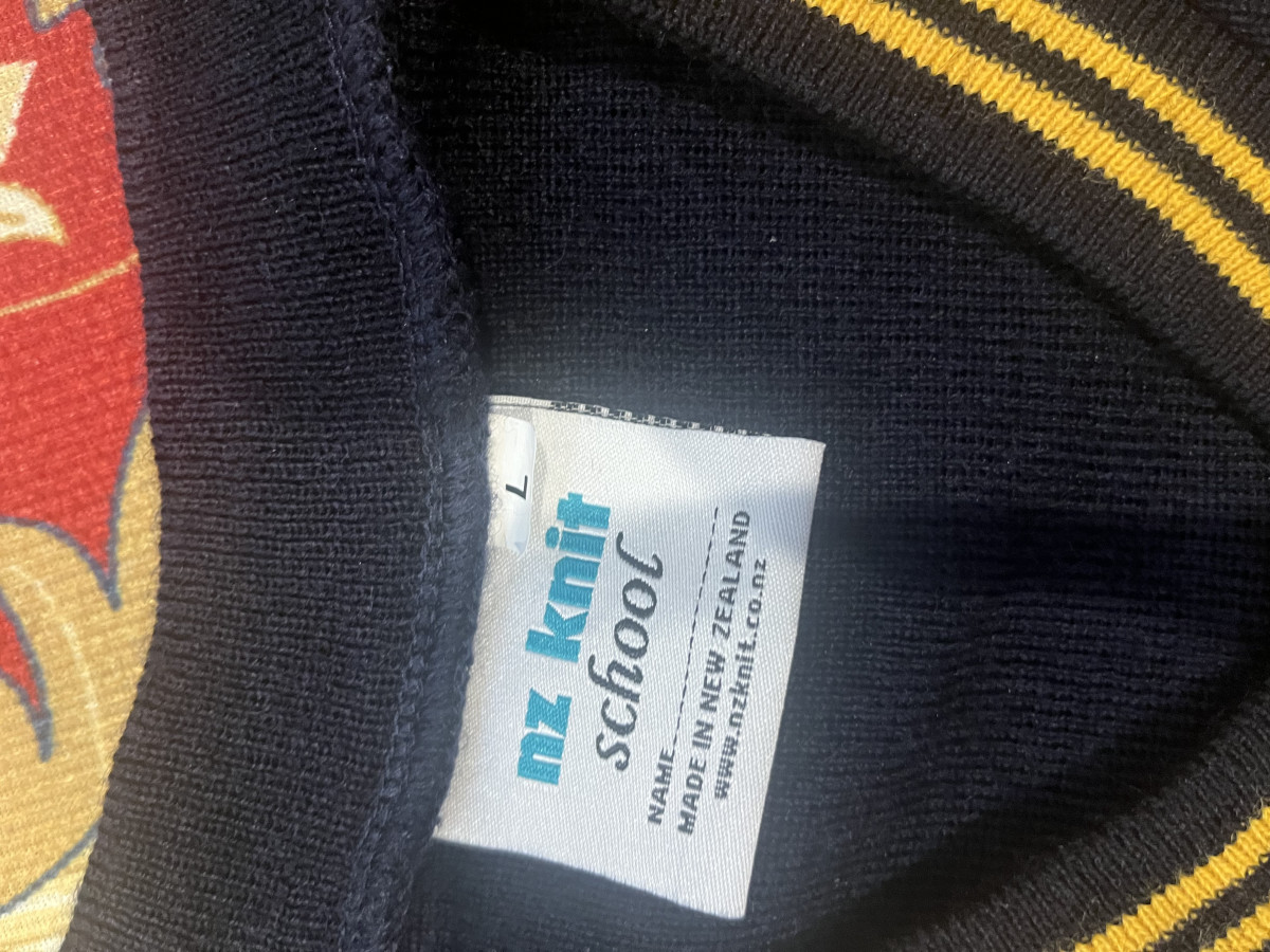 几乎全新男校校服雅思书Auckland Grammar School union form