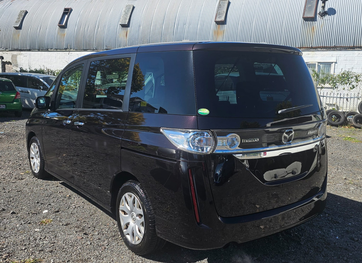 MAZDA BIANTE 8 SEATER 2013
