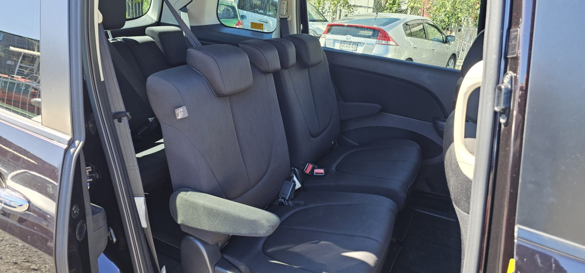 MAZDA BIANTE 8 SEATER 2013
