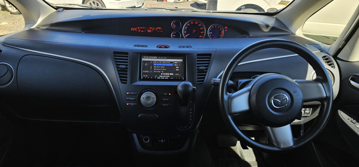 MAZDA BIANTE 8 SEATER 2013