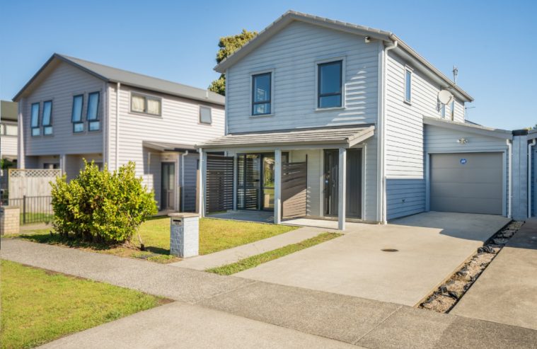 100 Kaimoana Street, Weymouth