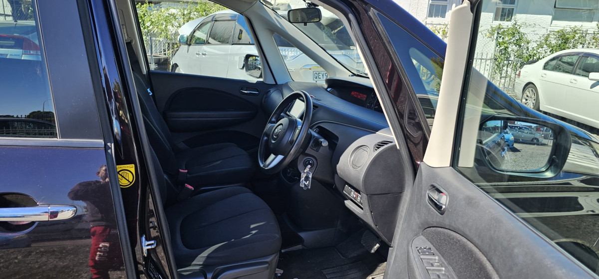 MAZDA BIANTE 8 SEATER 2013