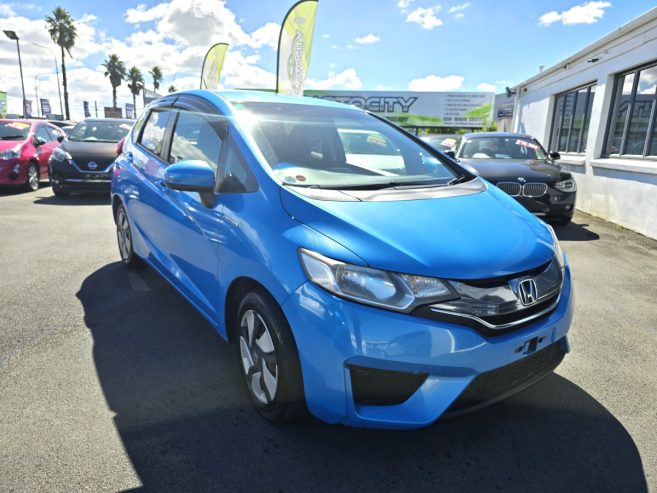 2013 HONDA FIT HYBRID, CRUISE CONTROL, LANE ASSISTANCE