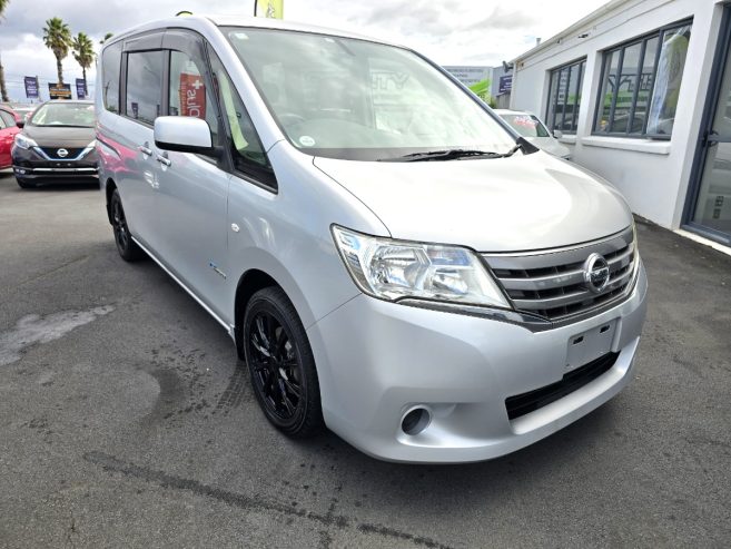 2013 NISSAN SERENA HYBRID, 8 SEATER