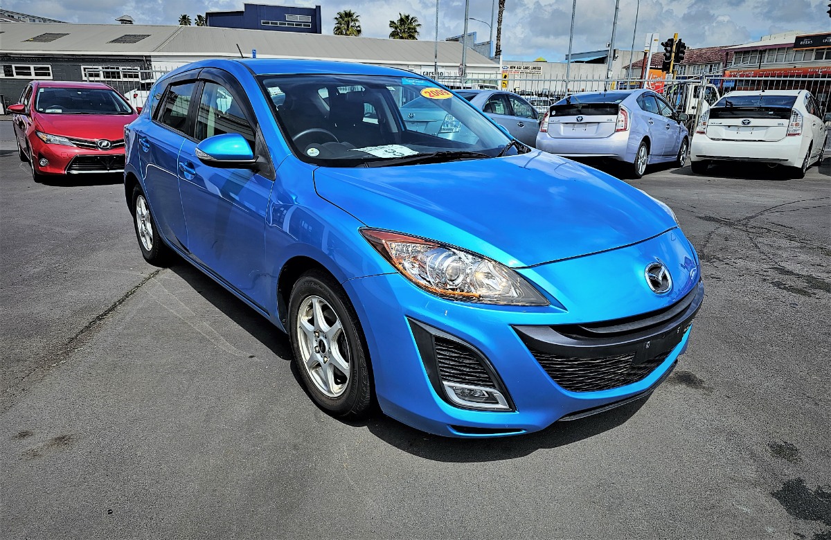 2009 MAZDA AXELA SPORTS HATCH ON SPECIAL