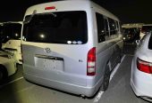 2010 TOYOTA HIACE WAGON GL