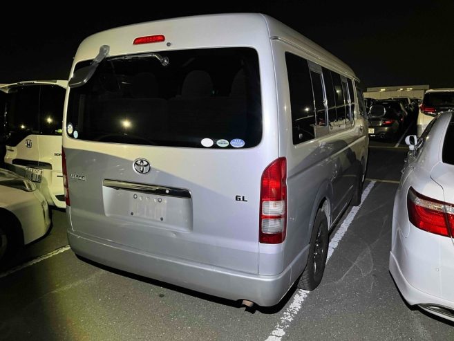 2010 TOYOTA HIACE WAGON GL