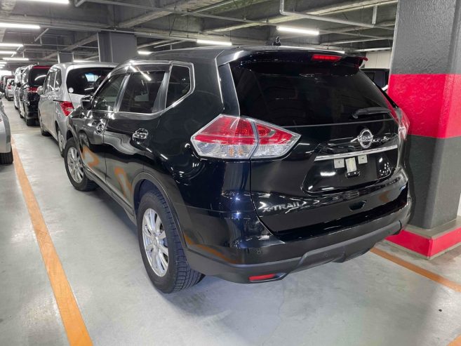 2014 NISSAN X-TRAIL