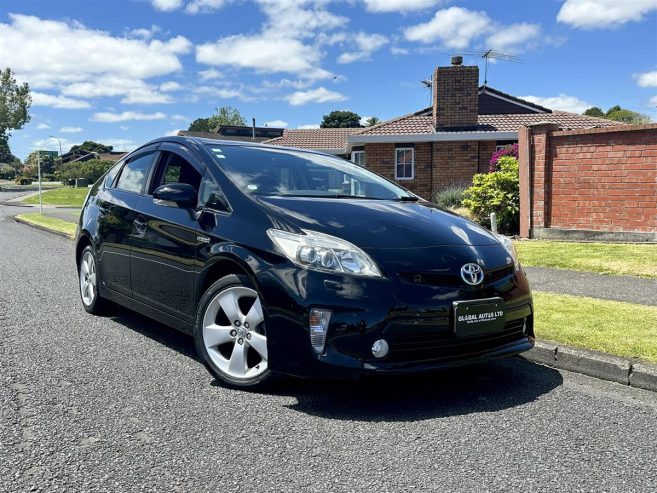 2013 Toyota Prius S Touring Selection Hatchback Automatic