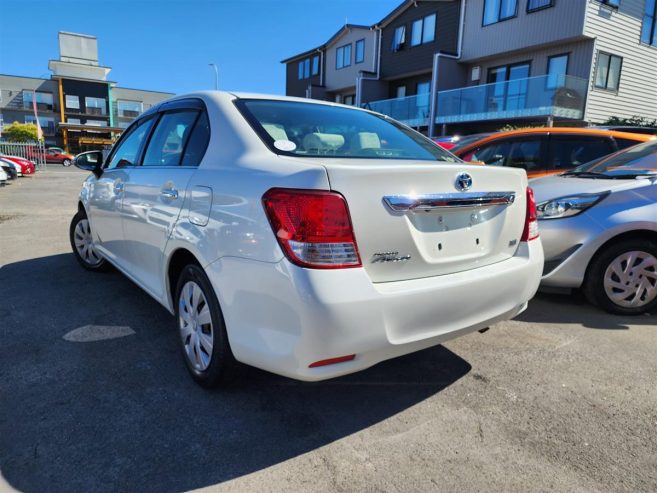 2013 Toyota Corolla AXIO Sedan Automatic