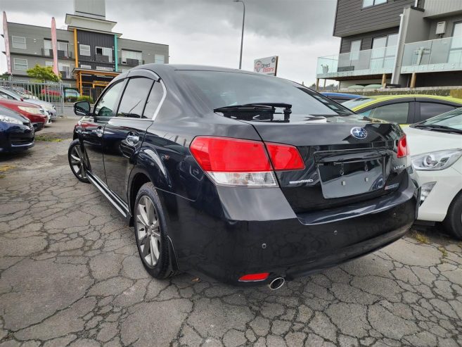 2013 Subaru Legacy Sedan Automatic