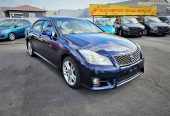 2010 TOYOTA CROWN FEEL AS A ROYAL WITH CROWN ATHLETE ON SPECIAL