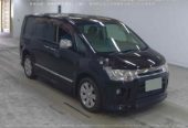 2011 Mitsubishi Delica RV/SUV Tiptronic