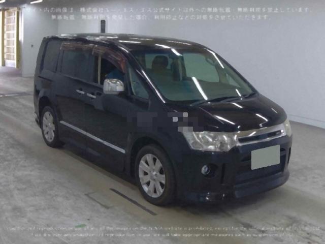 2011 Mitsubishi Delica RV/SUV Tiptronic