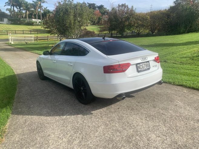 2009 AUDI A5