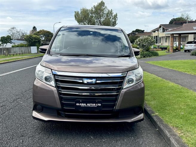 2014 Toyota Noah Hybrid X New Shape !! Van Automatic