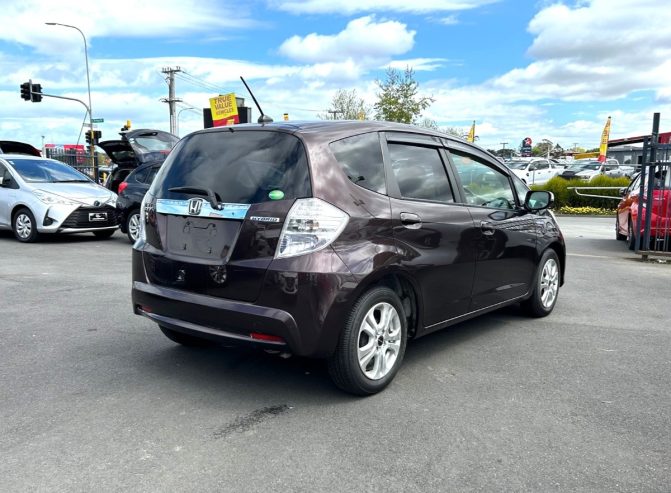 2013 HONDA FIT HYBRID