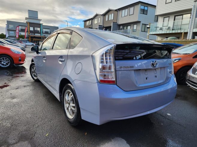 2015 Toyota Prius Sedan Automatic