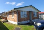 SHARP PRICE FOR A 4 BEDROOM HOUSE IN PAPATOETOE