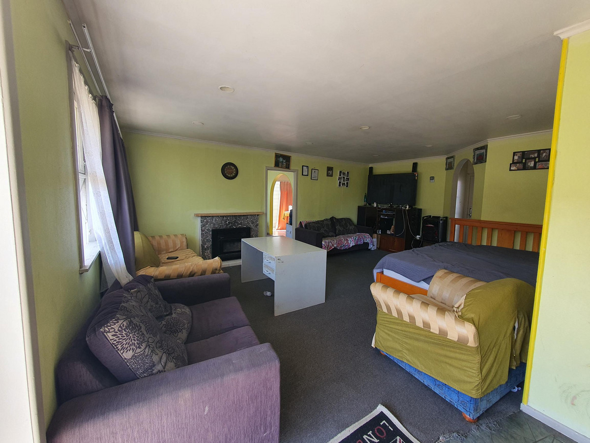 SHARP PRICE FOR A 4 BEDROOM HOUSE IN PAPATOETOE