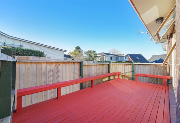 2/140 Bucklands Beach, Bucklands Beach